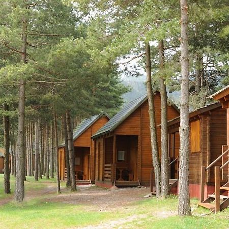 Castellar del Riu Camping Fontfreda מראה חיצוני תמונה